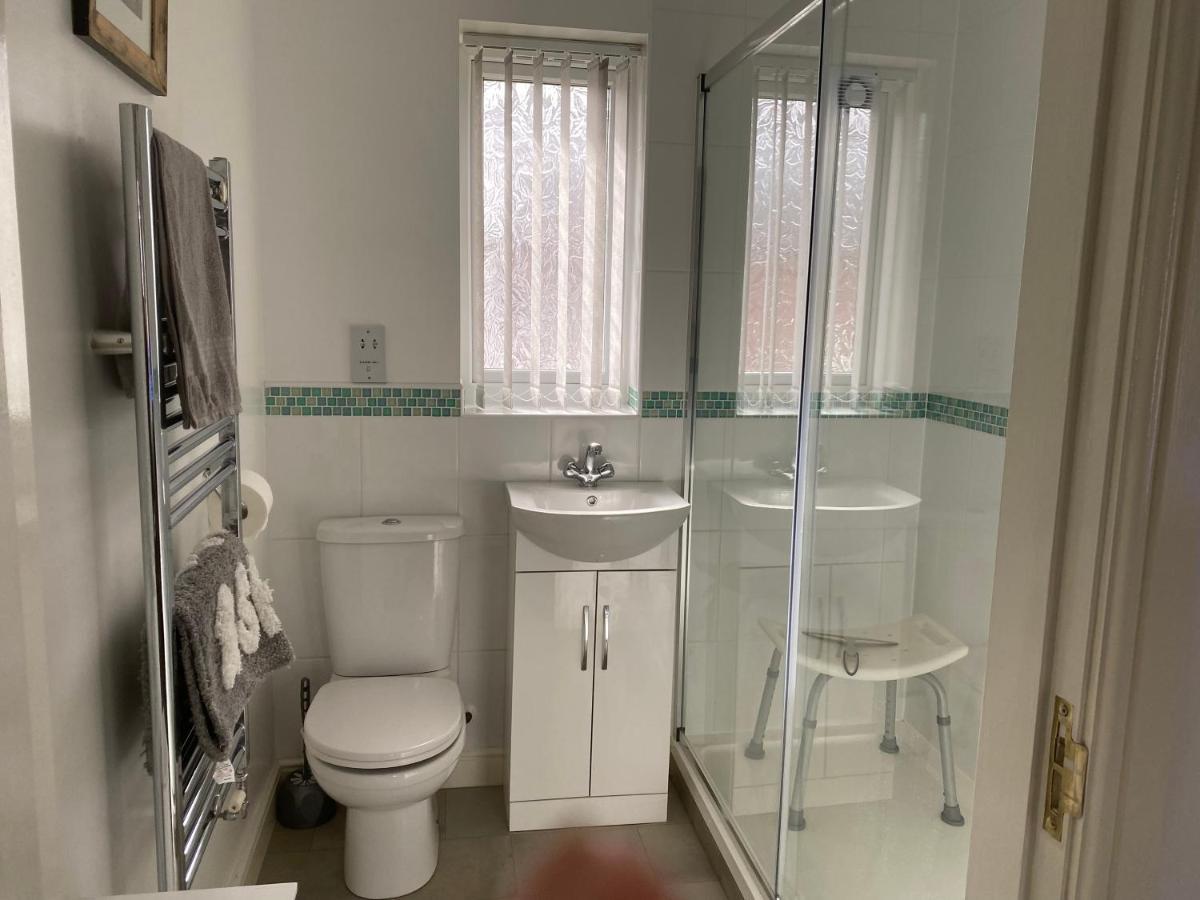 Cosy Dog Friendly Sleeps 4 * Bridlington