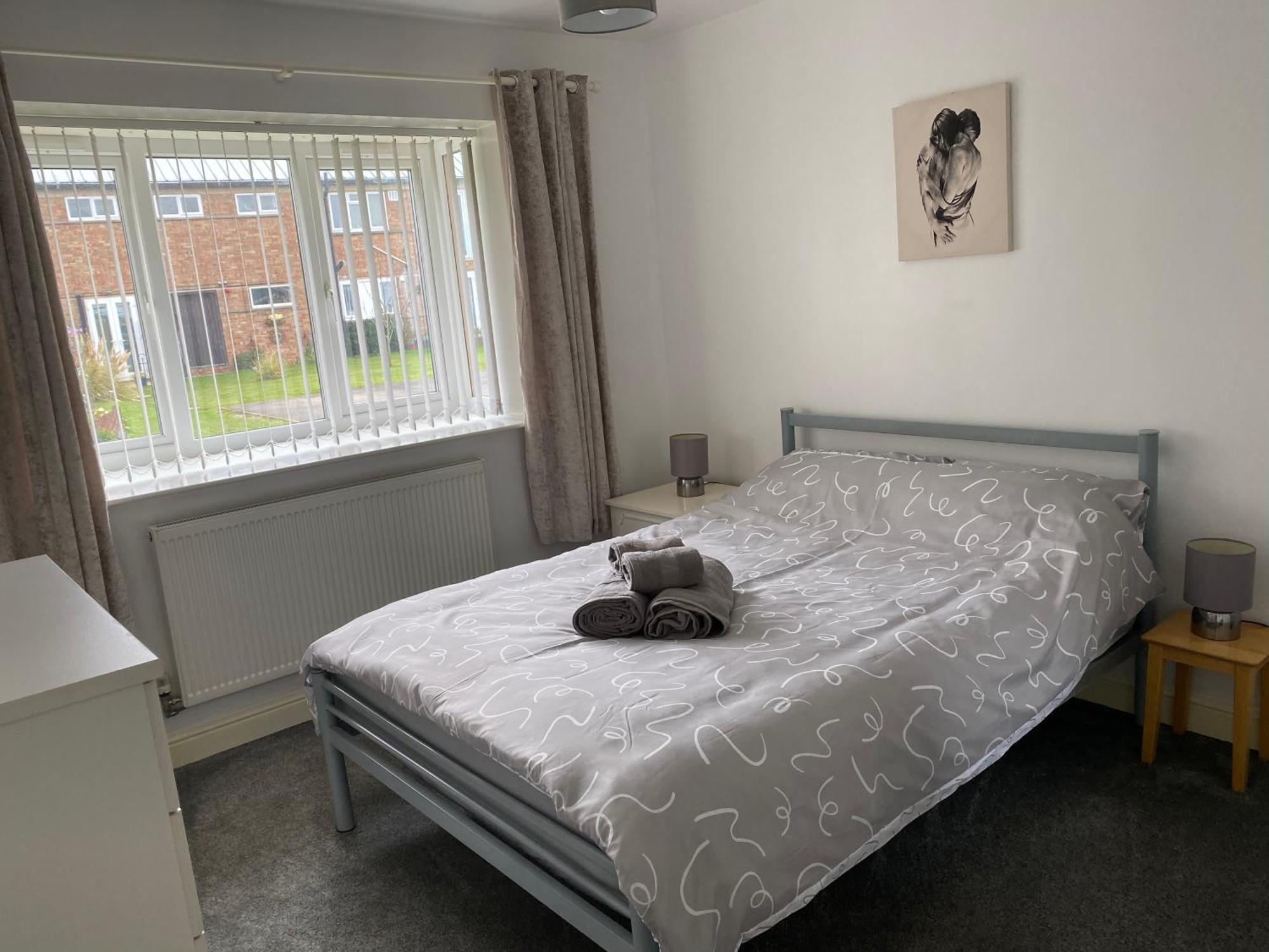 Cosy Dog Friendly Sleeps 4 Holiday home *