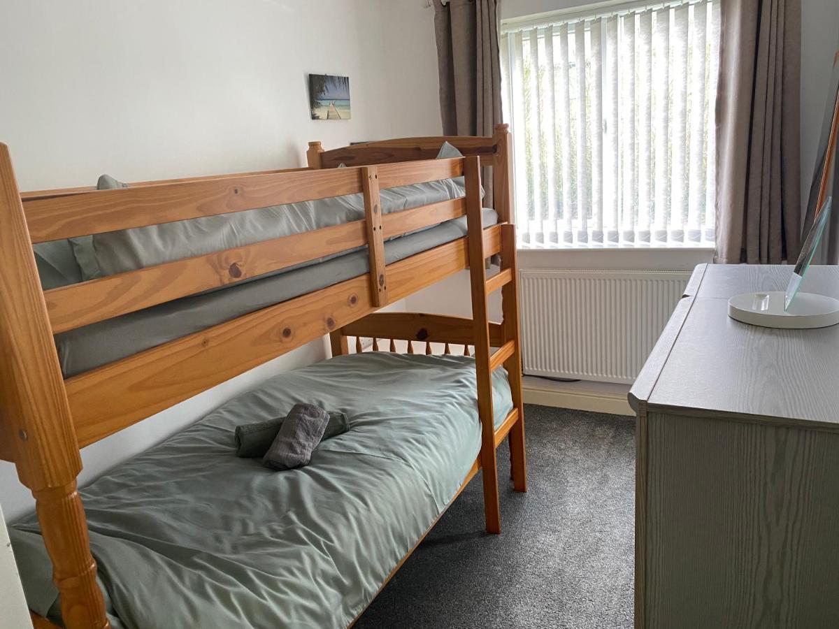 Cosy Dog Friendly Sleeps 4 * Bridlington